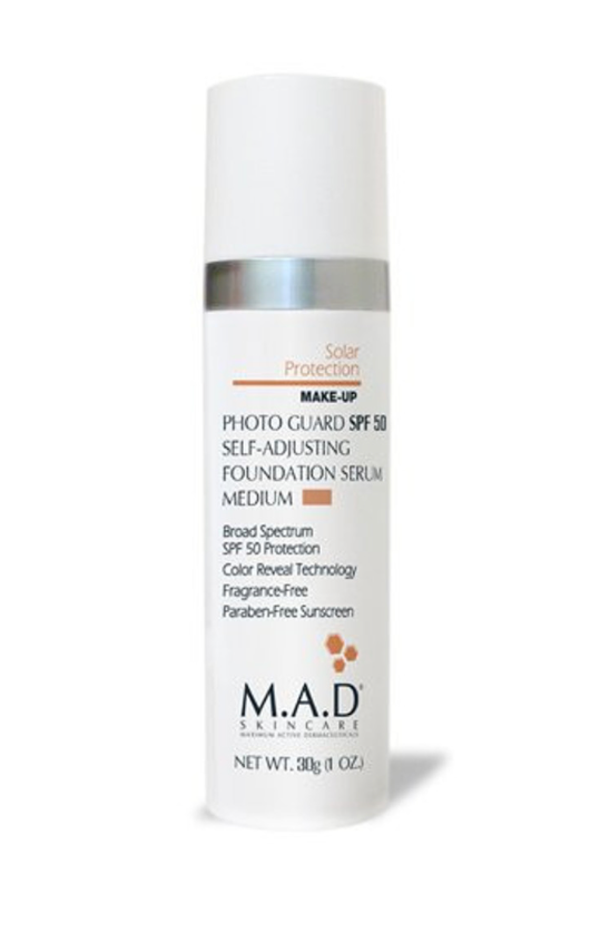 PHOTO GUARD SPF 50 SELF-ADJUSTING FOUNDATION SERUM: MEDIUM